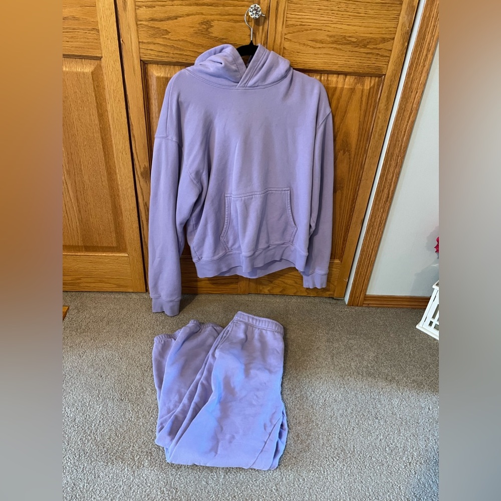Aritzia TNA sweat set
